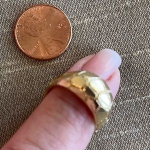 14K yellow gold solid. Patterned Dome Ring